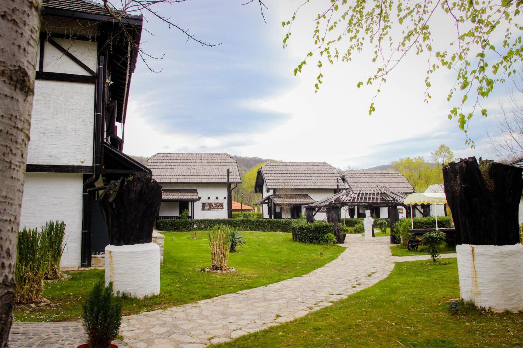 Turisticko Naselje Natura Art-Hotel Opal Art Lohovo Exterior foto